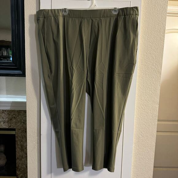 NWT Nike Flex UV 40 Victory 3 Quarter Golf Pants DriFit Green Women’s XXL - Picture 3 of 11